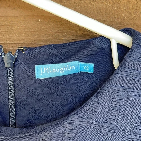 J. McLaughlin navy blue sweatwicking dress with pockets size XS - Picture 2 of 5